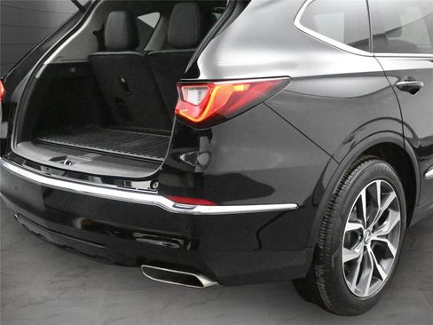 Certified 2023 Acura MDX SH-AWD w/ Technology Package image 22