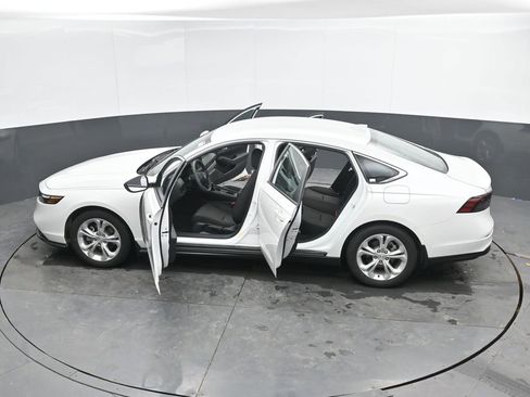 Used 2024 Honda Accord LX image 51