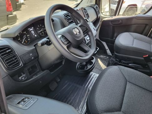 New 2026 RAM ProMaster 2500 FWD image 3