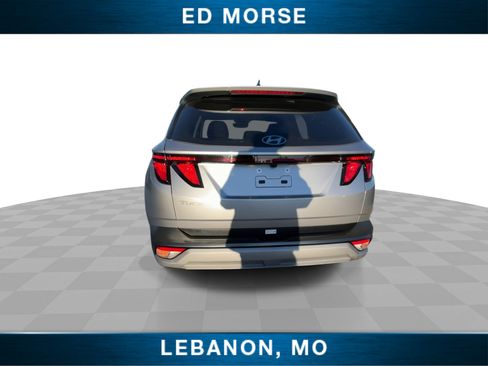 Used 2025 Hyundai Tucson SE image 7