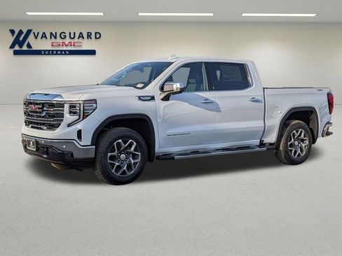 New 2026 GMC Sierra 1500 SLT image 3