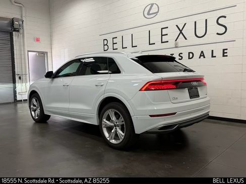 Used 2023 Audi Q8 Premium AWD/4WD image 7
