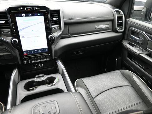 Used 2024 RAM 3500 Laramie w/ Night Edition AWD/4WD image 37