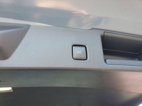 Used 2024 Ford Escape ST-Line w/ Tech Pack #1 image 25