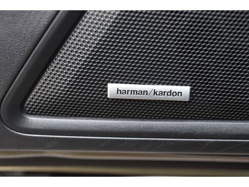 Certified 2025 Subaru Outback Onyx Edition image 28