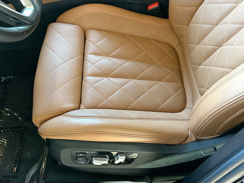 Certified 2024 BMW X7 xDrive40i image 20