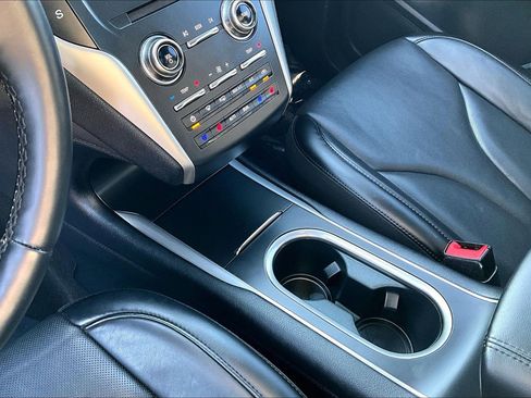 Used 2019 Lincoln MKC Reserve image 19
