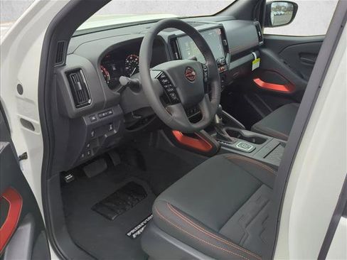 New 2026 Nissan Frontier PRO-4X w/ Pro-4x Convenience Package image 9
