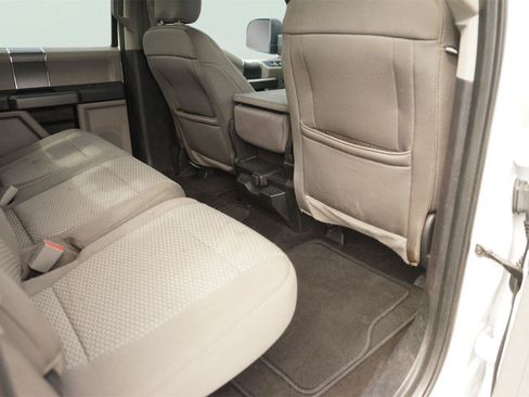 Used 2018 Ford F150 XLT w/ Equipment Group 302A Luxury AWD/4WD image 14