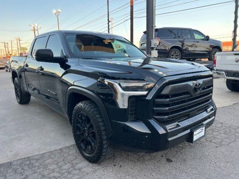 Used 2022 Toyota Tundra SR5 image 4