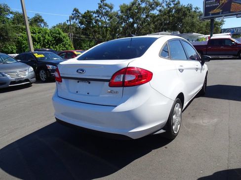 Used 2013 Ford Fiesta S w/ Convenience Pkg image 5