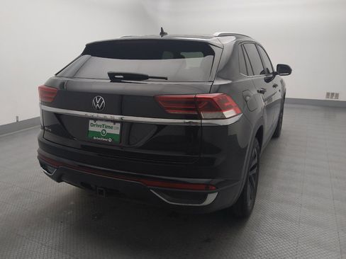Used 2022 Volkswagen Atlas Cross Sport SE w/ Panoramic Sunroof Package FWD image 7