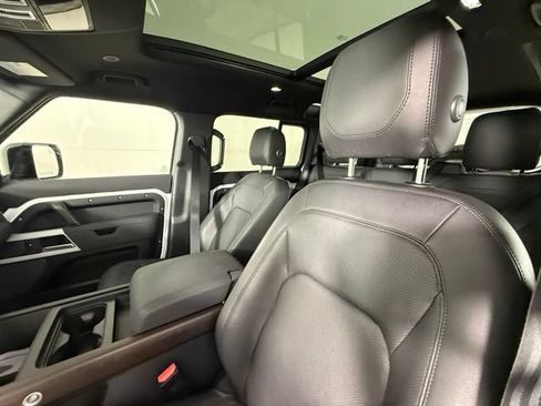 Used 2023 Land Rover Defender 110 S AWD/4WD image 16