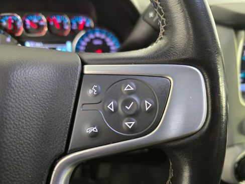 Used 2020 GMC Yukon XL SLT image 32