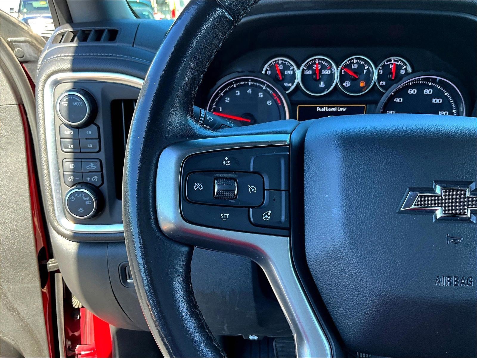 Used 2020 Chevrolet Silverado 1500 RST AWD/4WD image 11