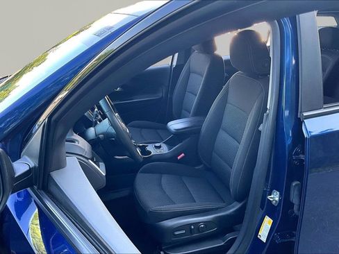 Used 2022 GMC Terrain SLE w/ Driver Convenience Package AWD/4WD image 15