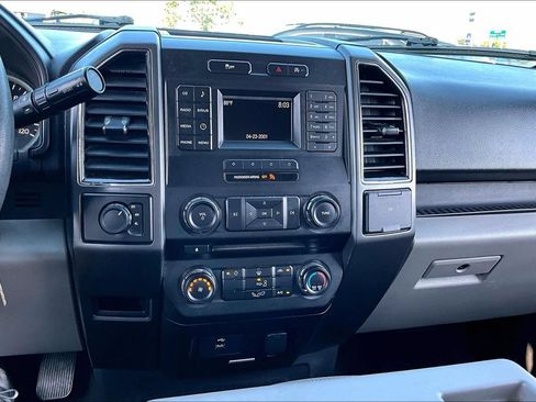 Used 2017 Ford F150 XLT AWD/4WD image 16