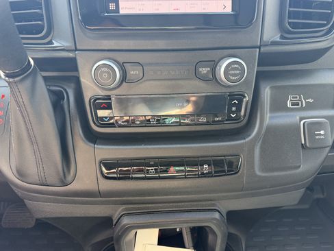 New 2026 RAM ProMaster 3500 w/ Convenience Group FWD image 13