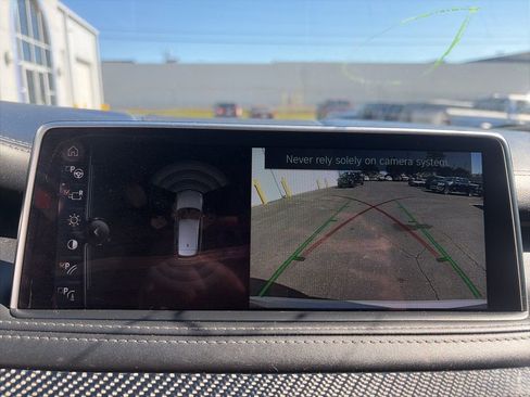 Used 2017 BMW X5 M image 19