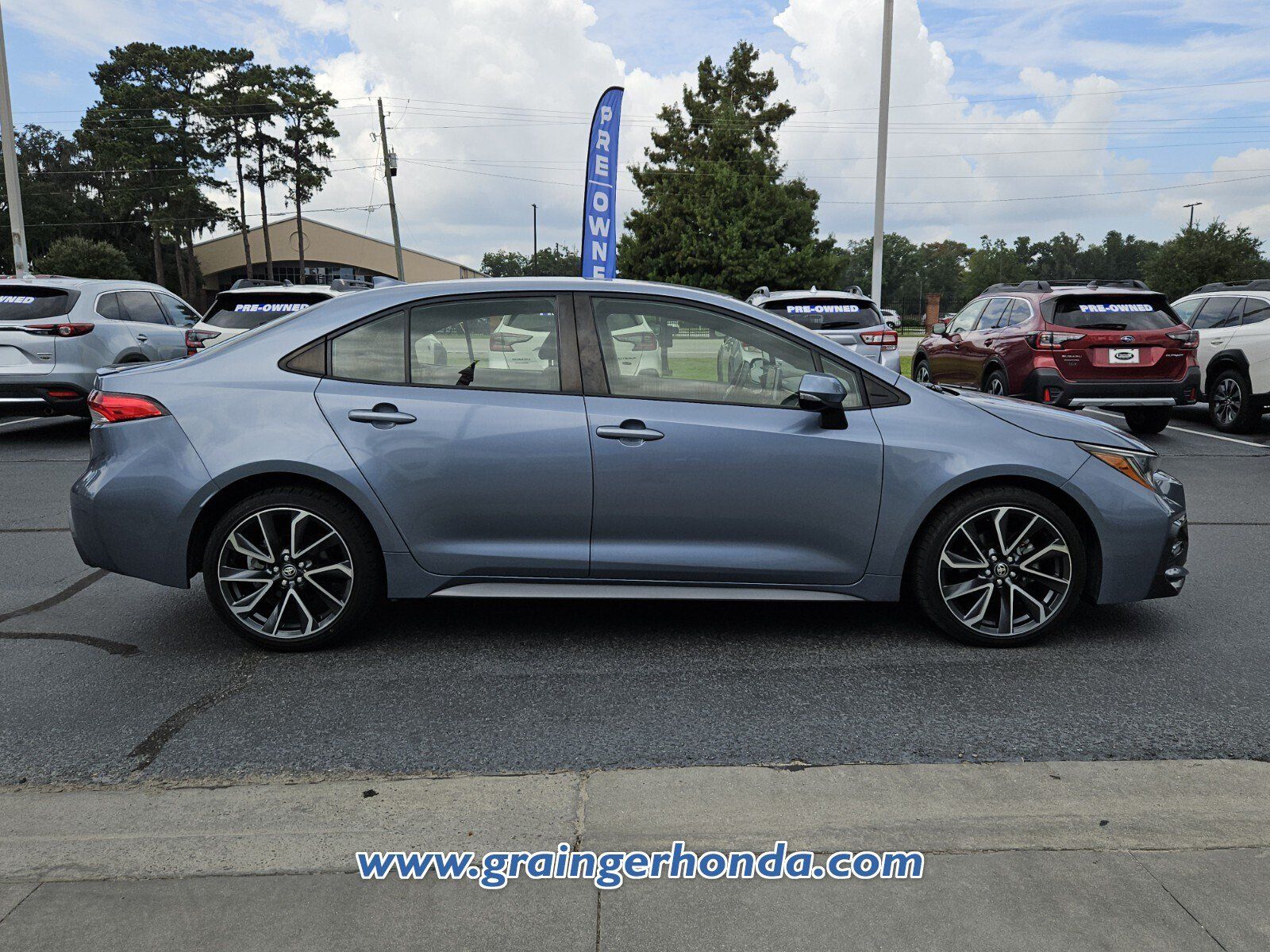 Used 2020 Toyota Corolla SE FWD image 6