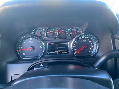 Used 2017 Chevrolet Tahoe LT image 18