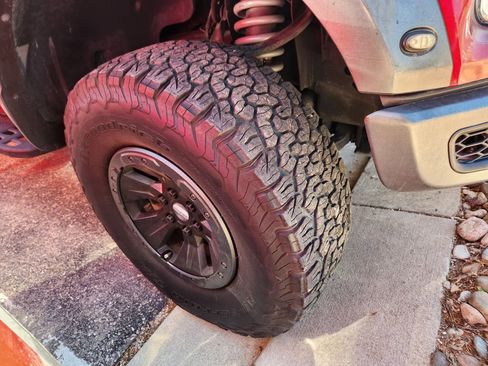 Used 2017 Ford F150 Raptor w/ Equipment Group 801A Mid AWD/4WD image 11