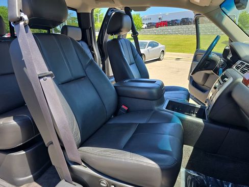 Used 2011 GMC Sierra 2500 SLT w/ SLT Convenience Package AWD/4WD image 10