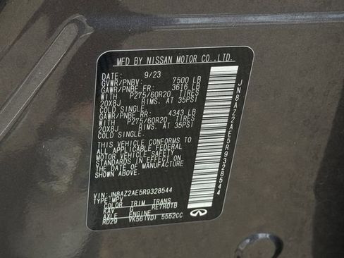 Used 2024 INFINITI QX80 Luxe image 32