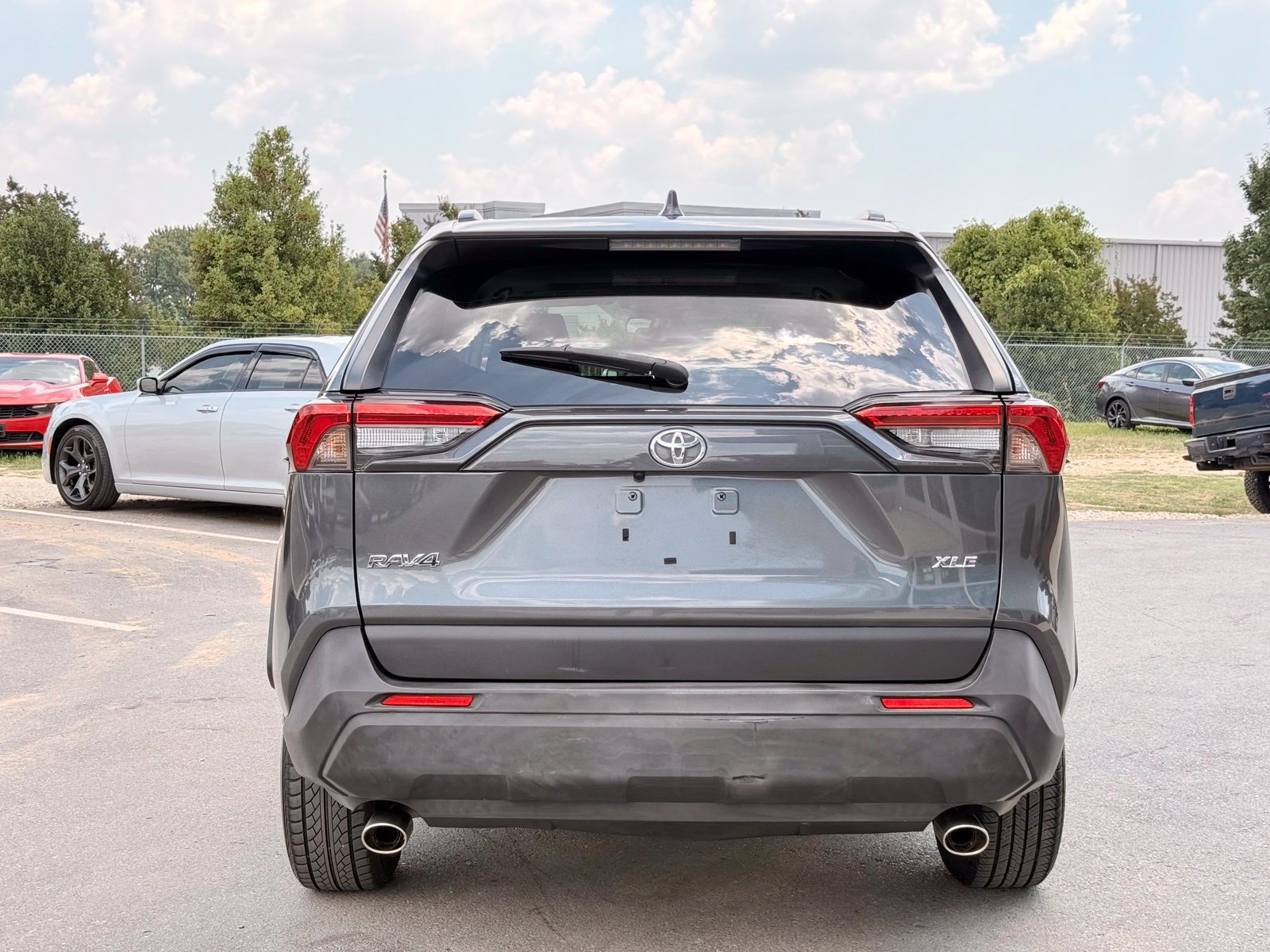 Used 2023 Toyota RAV4 XLE w/ Convenience Package FWD image 10