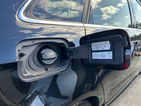 Used 2017 Audi A3 e-tron Premium Plus w/ Technology Package image 66