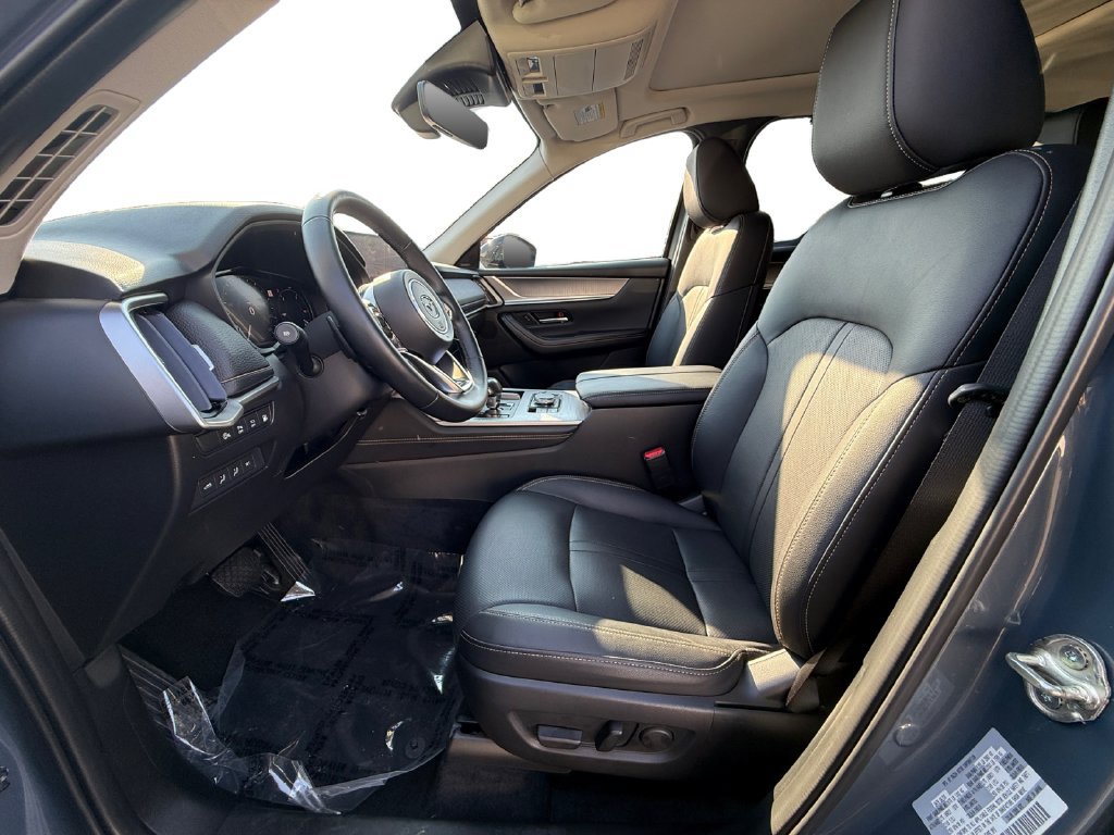 Used 2025 MAZDA CX-70 Plug-In Hybrid w/ Premium Pkg AWD/4WD image 9