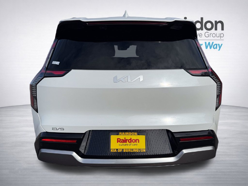 Used 2024 Kia EV9 Land AWD/4WD image 6