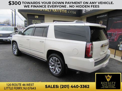 Used 2015 GMC Yukon XL Denali w/ Premium Package image 4