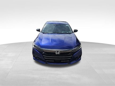 Used 2022 Honda Accord Sport image 2
