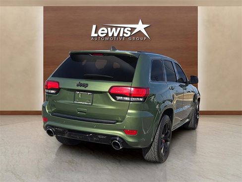 Used 2021 Jeep Grand Cherokee SRT image 4