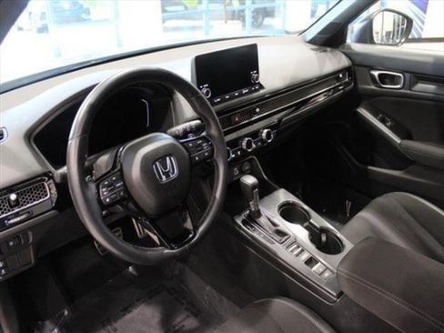 Used 2023 Honda Civic Sport image 13