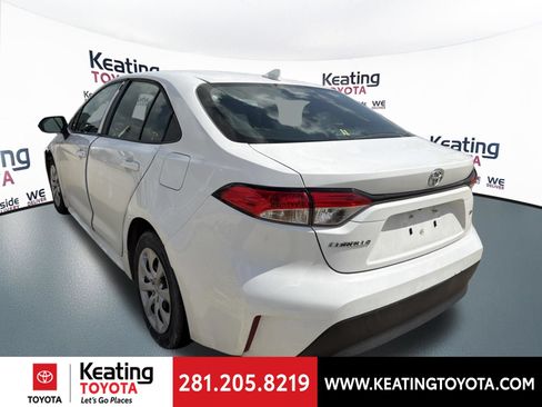 Used 2024 Toyota Corolla LE FWD image 5
