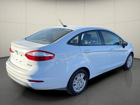 Used 2014 Ford Fiesta S image 7