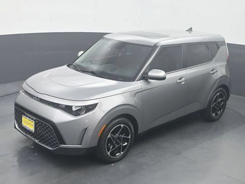 Used 2023 Kia Soul EX FWD image 21