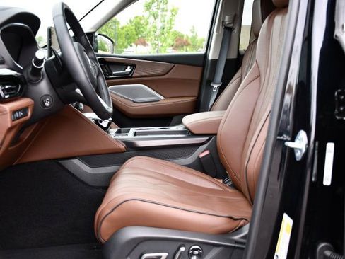 Certified 2026 Acura MDX SH-AWD w/ Advance Package image 13