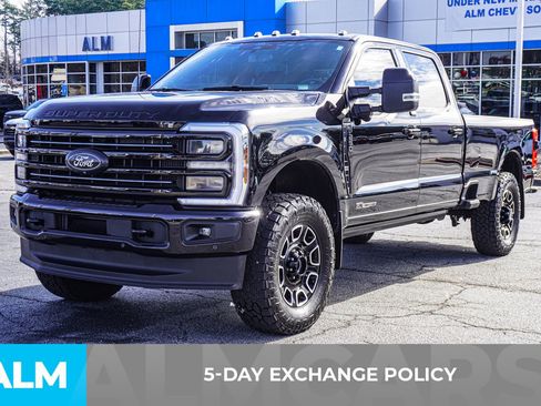 Certified 2025 Ford F250 Platinum AWD/4WD image 3