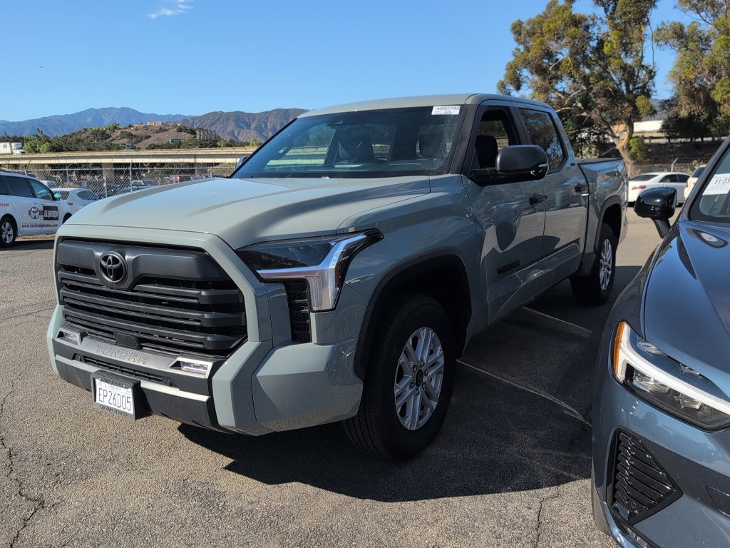 Used 2026 Toyota Tundra SR5 w/ SR5 Convenience Package RWD image 6