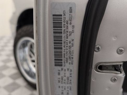 Used 2017 RAM 1500 Big Horn AWD/4WD image 39