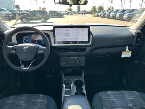 New 2025 Ford Bronco Sport Heritage w/ Convenience Package image 12