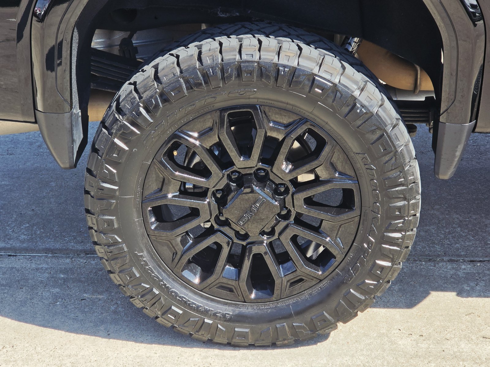 Used 2025 GMC Sierra 2500 Denali Ultimate AWD/4WD image 10
