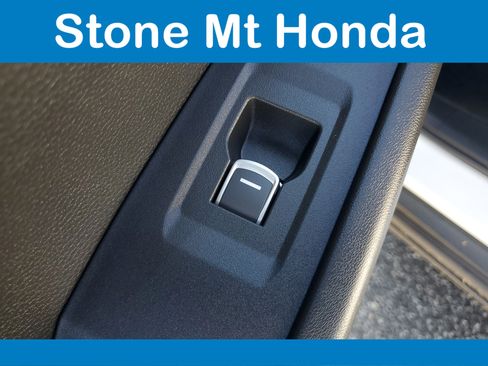 Used 2025 Honda Accord SE image 11