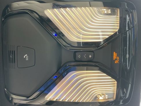 Used 2021 BMW 330i Sedan w/ Convenience Package image 23