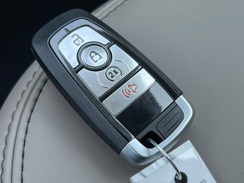 New 2026 Ford Maverick Lariat AWD/4WD image 30