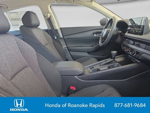 New 2026 Honda Accord LX image 17