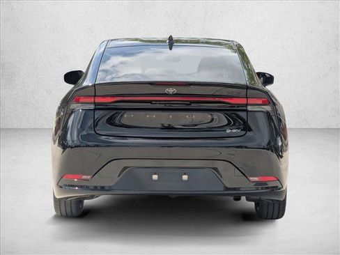 Used 2026 Toyota Prius XLE image 8